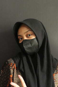 YUMNA ANNISA AL-JAMALY